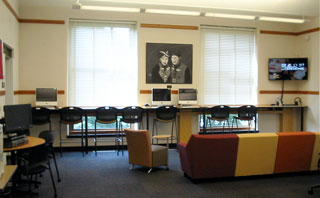 Language Center Multimedia Lab